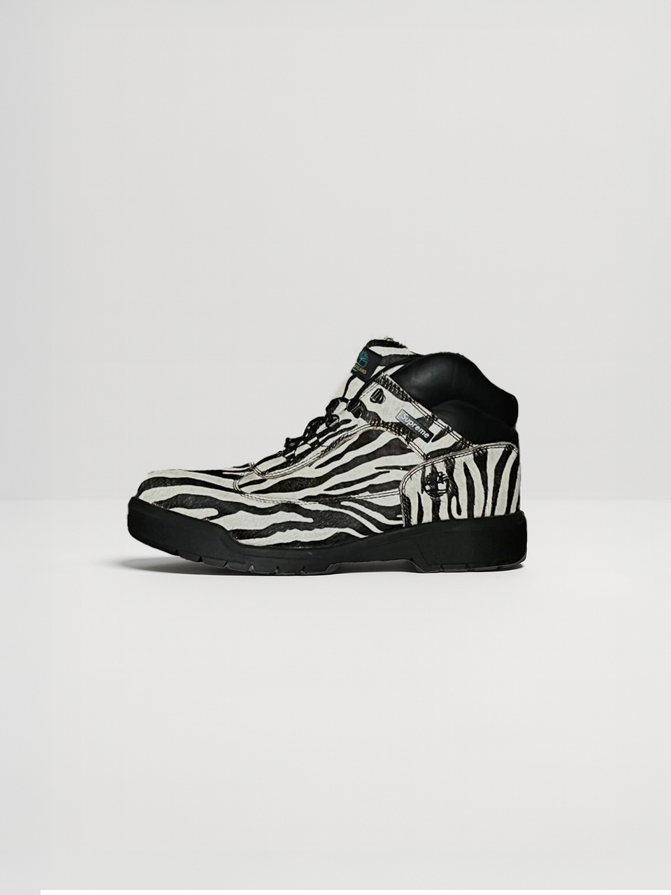 SUPREME x TIMBERLAND ZEBRA FIELD BOOT MID [11.5US // 44AR] - Image 1