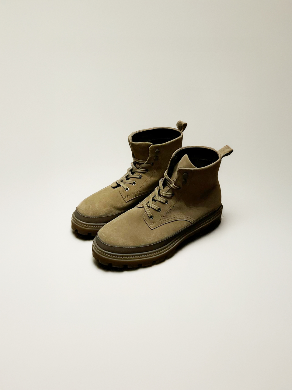 ZARA BOOTS (TIMBERLAND LIKE) [10.5US // 43AR] - Image 2